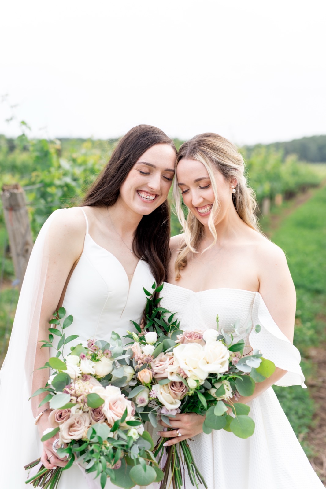 Hannah wedding florals